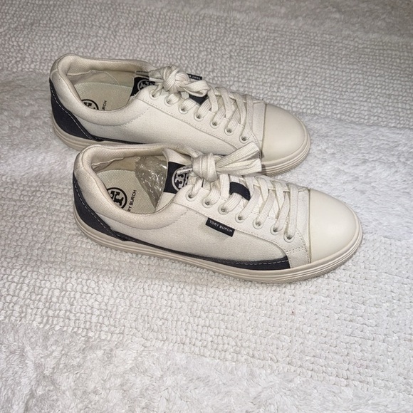 (NWOT) Tory Burch Designer Low Top Canvas Court Sneaker Shoe Natural 7.5 - Picture 1 of 12